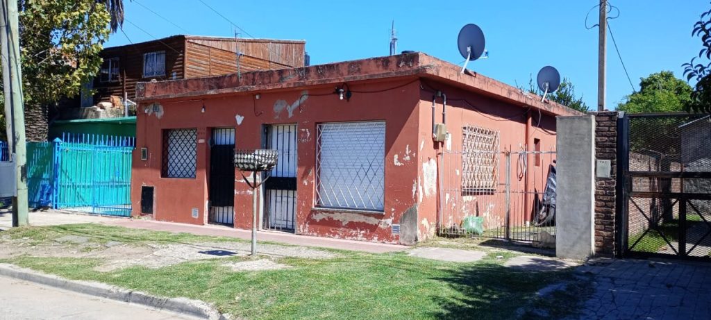 CUATRO DEPARTAMENTOS ALQUILADOS EN BOSQUES image 2