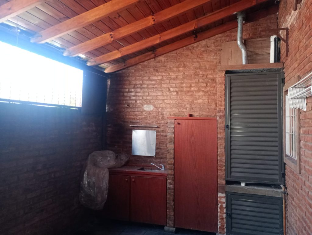 EXCELENTE DUPLEX EN BERAZATEGUI image 2