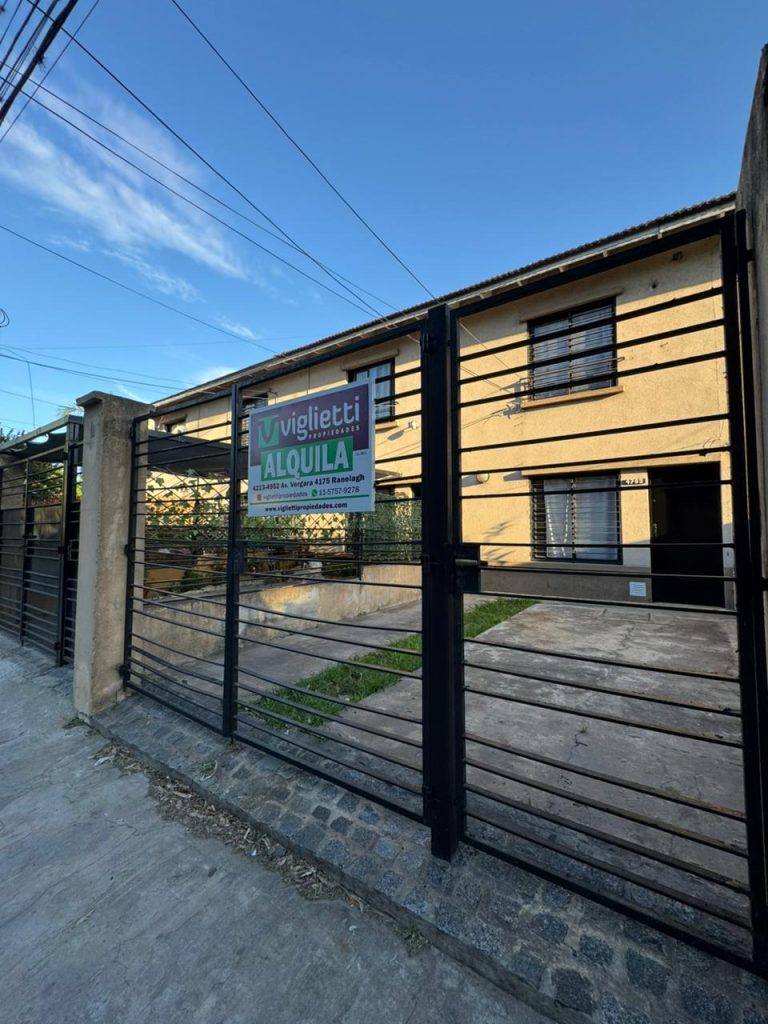 DUPLEX SOBRE AVENIDA EVA PERÓN EN RANELAGH image 2