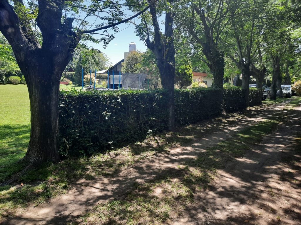 HERMOSA QUINTA CON PILETA EN RANELAGH image 5